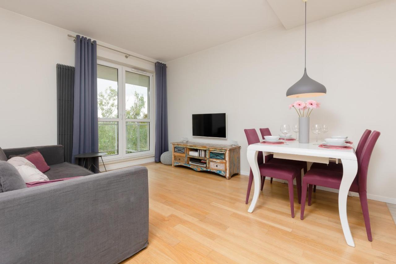 Quiet Apartment Park Edwarda Szymanskiego By Noclegi Renters Warsaw Exterior photo